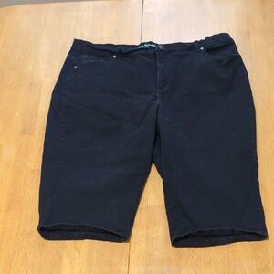 Black Denim Capris
